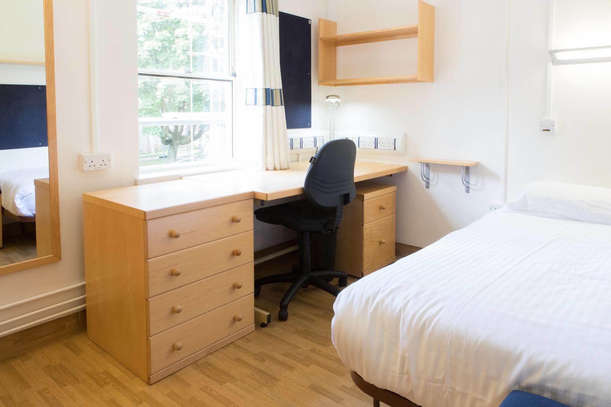 University Of Bath Summer Accommodation Exteriör bild